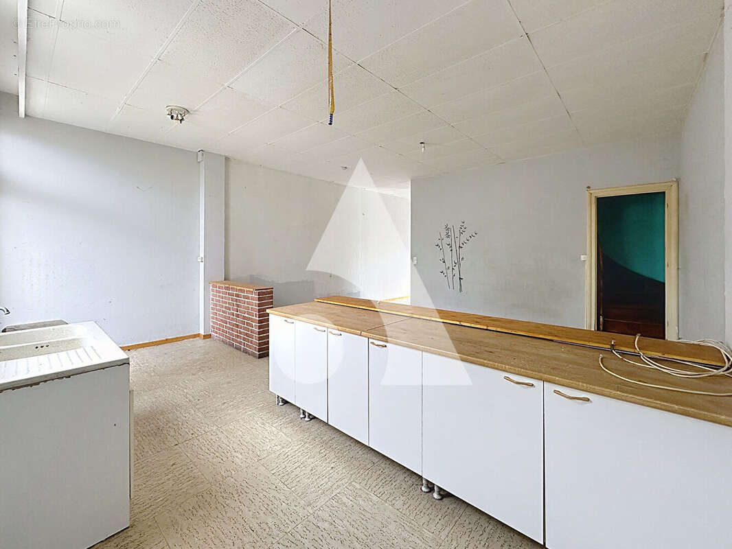 Maison à VIEUX-CONDE