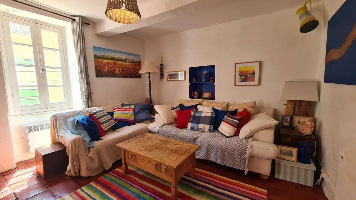 Maison à CABREROLLES