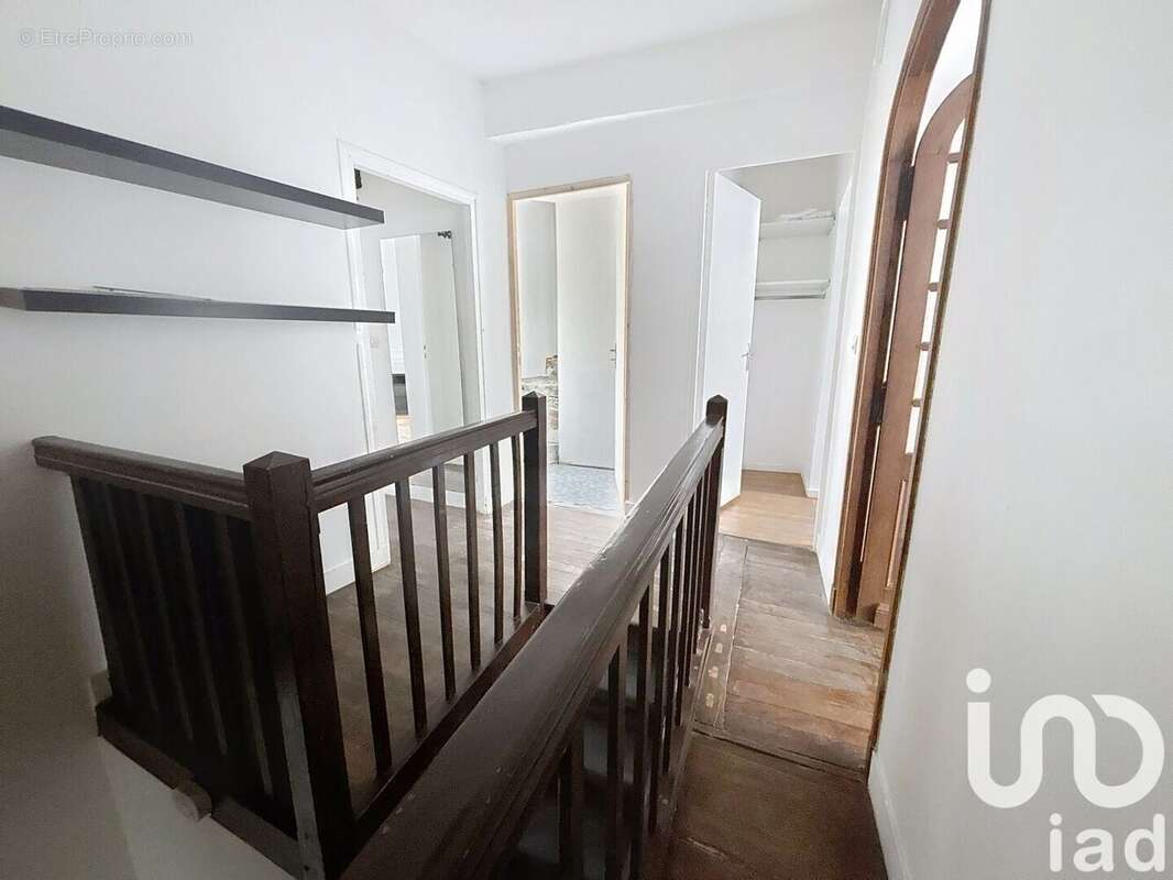 Photo 2 - Maison à BRIE-COMTE-ROBERT