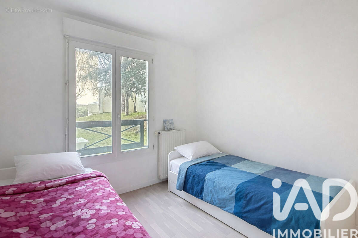 Photo 5 - Appartement à COURBEVOIE