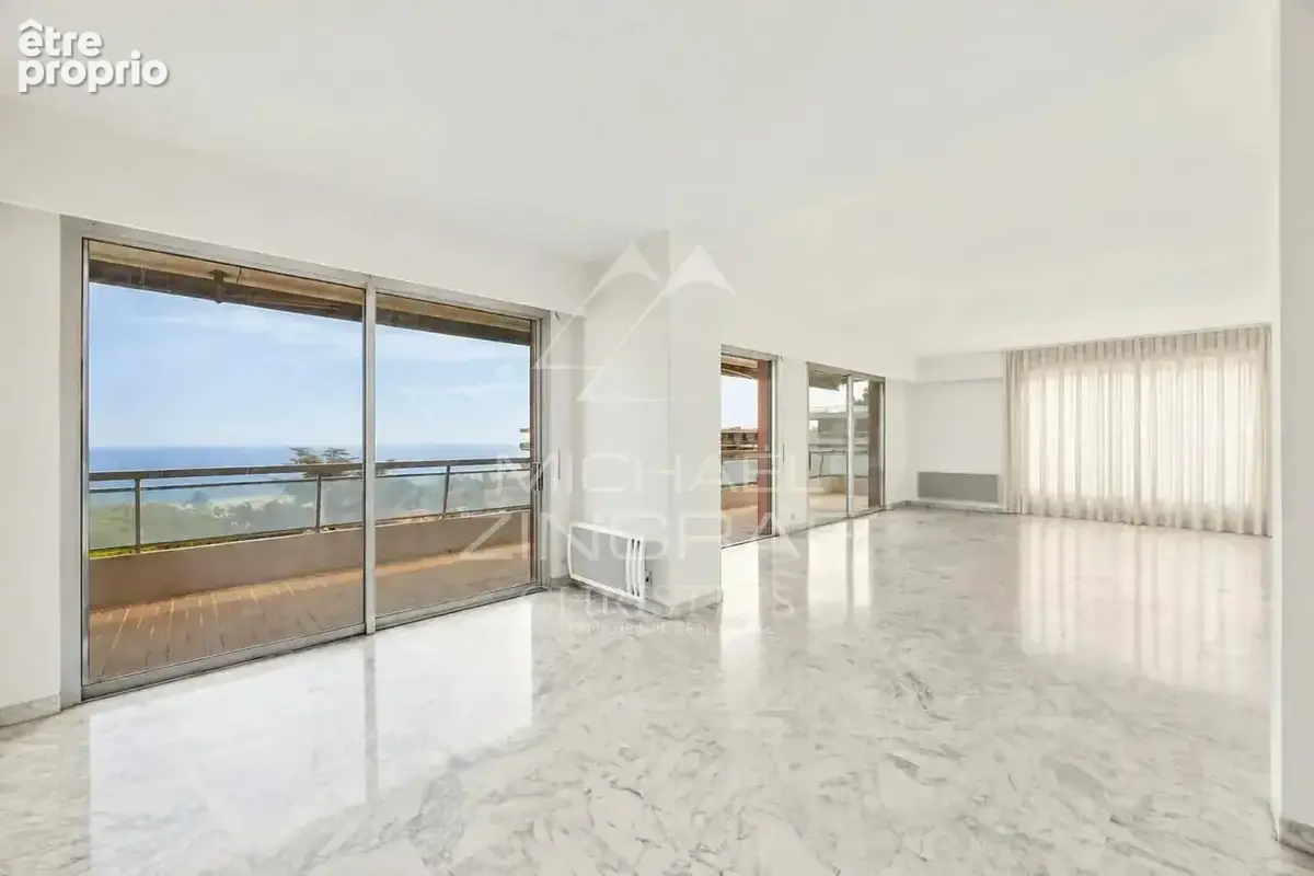 Nice Fabron – Bel appartement 5 pièces de 125 m² avec vue panoramique mer et terrasse de 53 m² - photo 2