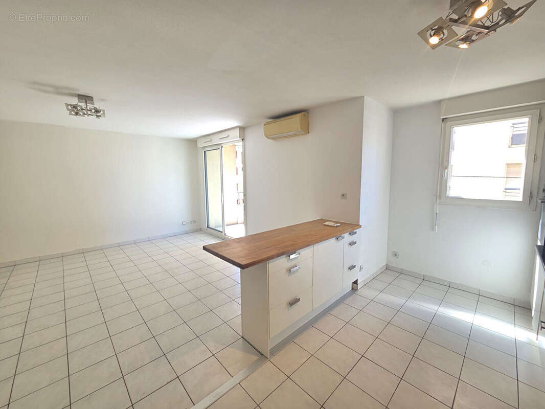 Appartement à MARSEILLE-10E