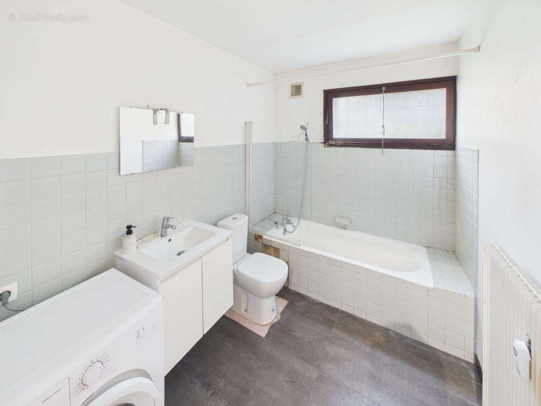 CHAMBÉRY - Appartement de 36,45 m² situé au rez-de-chaussée - photo 7