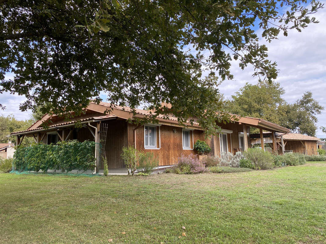 Maison à CAPTIEUX