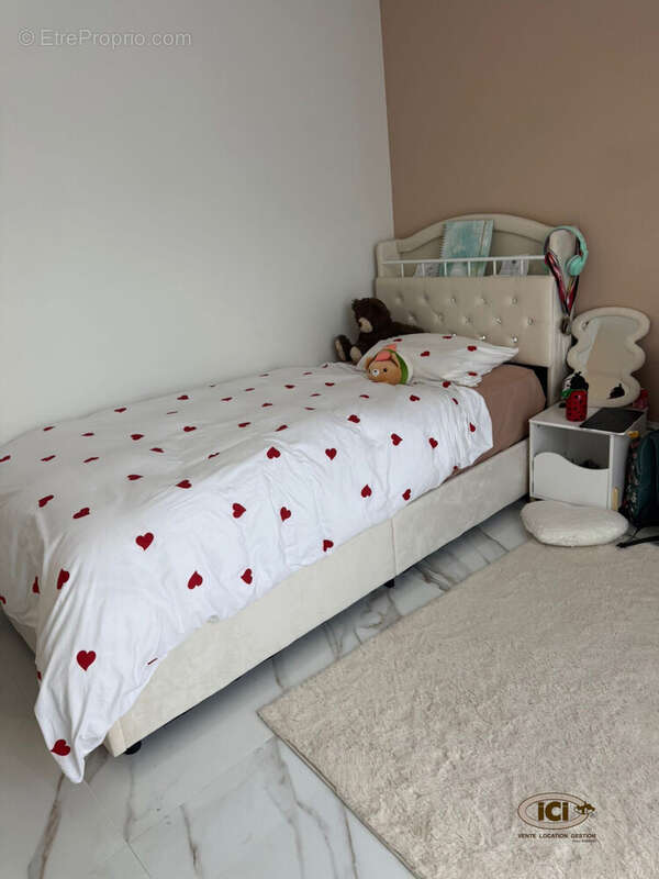 Maison à MONNETIER-MORNEX