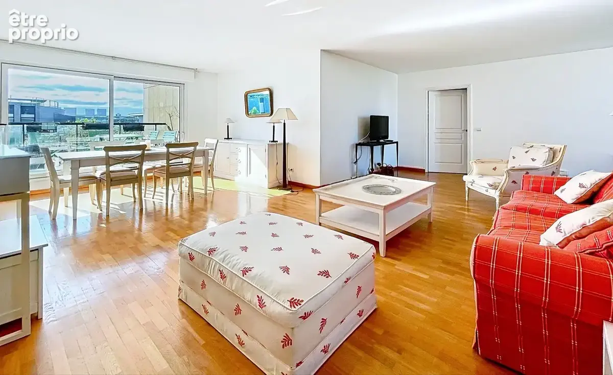 Appartement à PARIS-12E
