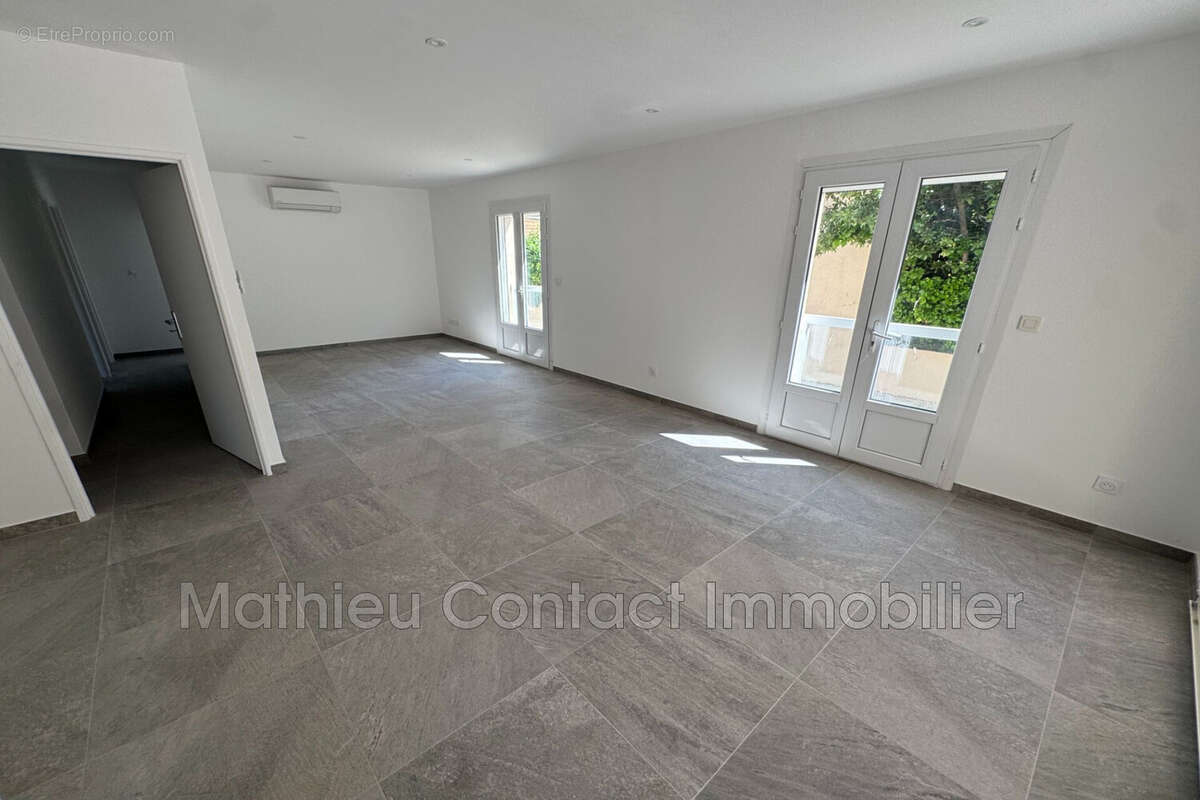 Maison à BOUILLARGUES