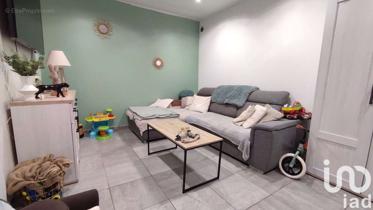 Photo 2 - Maison à NOUZONVILLE