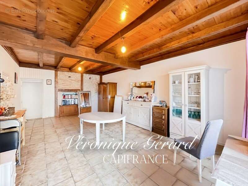 Maison à SAINT-VIVIEN