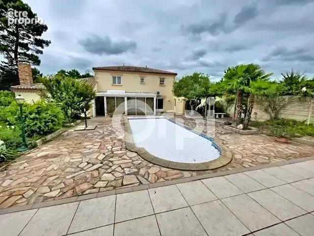  À vendre – Maison de caractère 228 m² avec piscine, dépendances et grand terrain – Marsac‑sur‑L’Isle - photo 2
