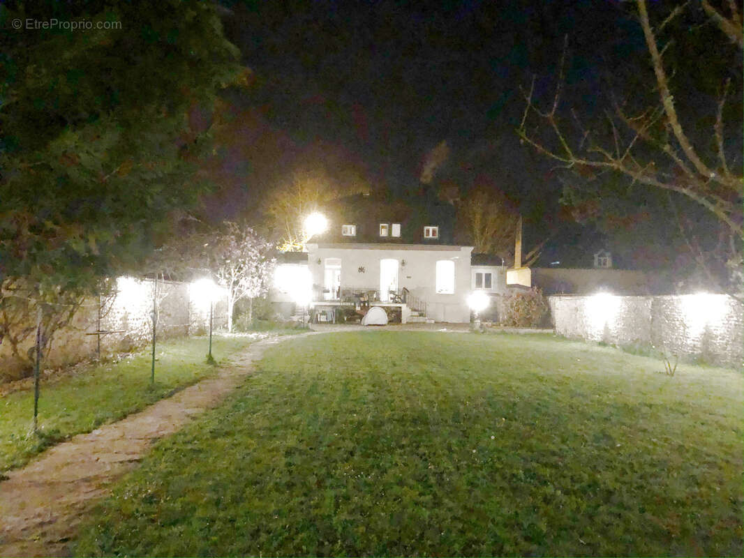 Maison à CLOYES-SUR-LE-LOIR