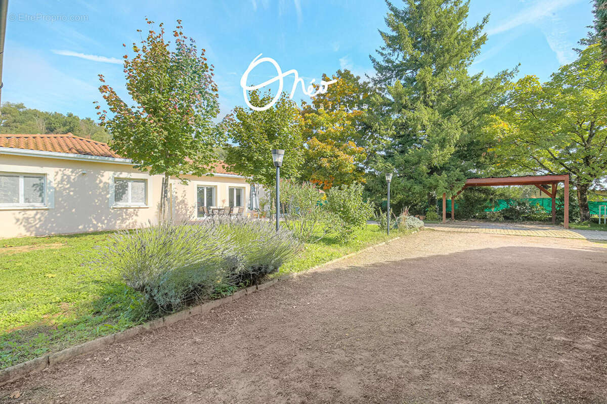 Maison à SAINT-PRIEST