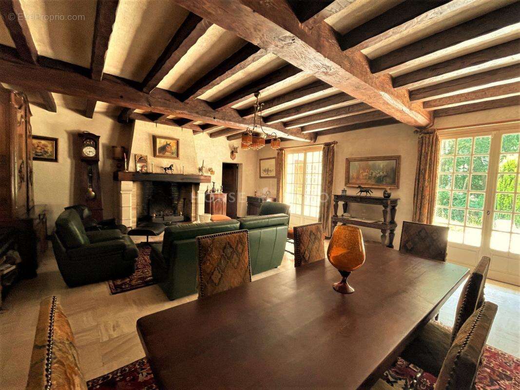 Maison à BAUGE