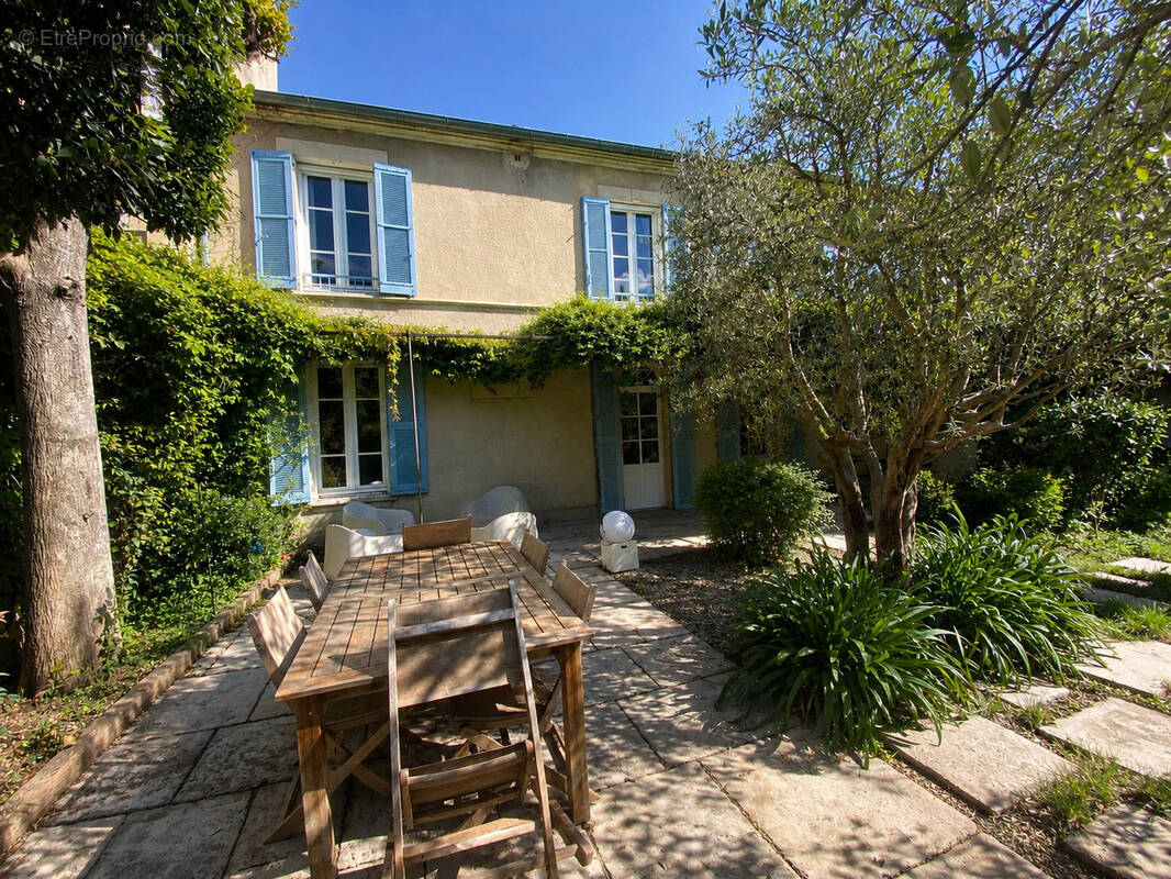 Maison à AVIGNON