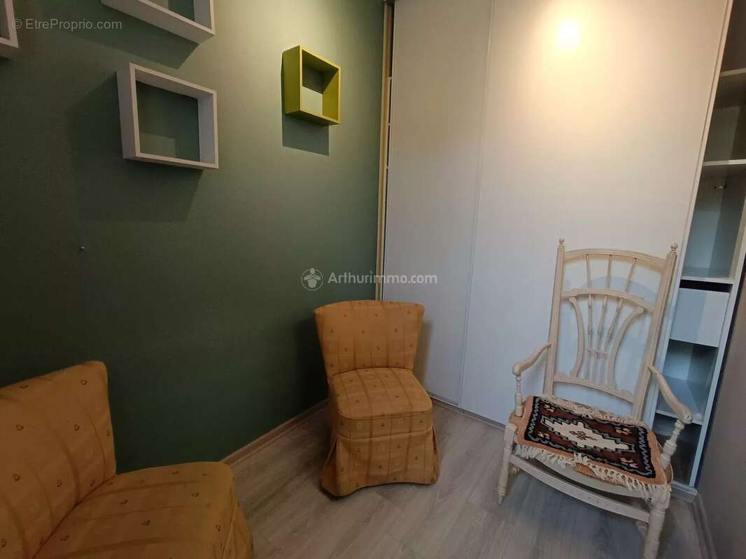 Maison divisée en deux appartements T2 et T4 - photo 11