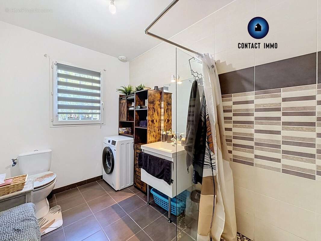 Maison 79 m² à Donzenac  - photo 8