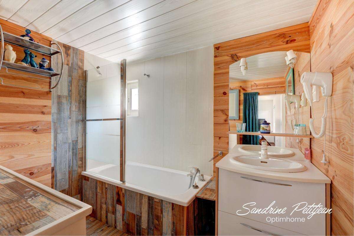 Maison à vendre 4 pièces - parcelle 997m² - Saint Maurice de Beynost 01700 - photo 13