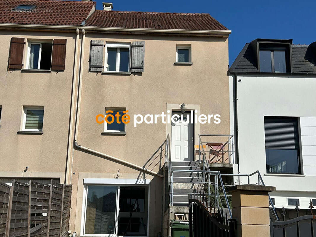 Maison à VILLENEUVE-SAINT-GEORGES