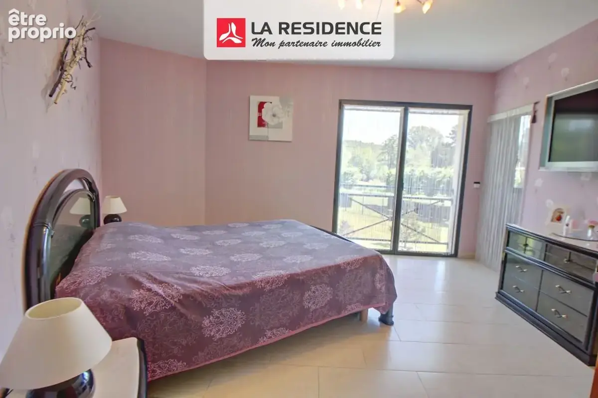 Maison 281 m² à Moisson  - photo 8