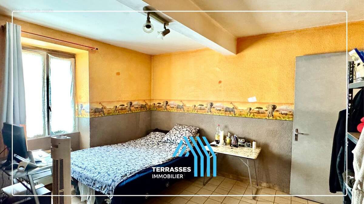 Appartement à SAINT-GERVAIS-SUR-ROUBION