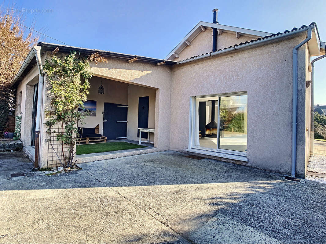 Maison à BOURGOIN-JALLIEU