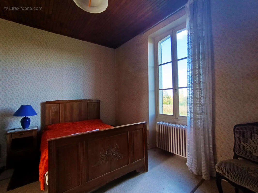 Maison à SAINT-VITE