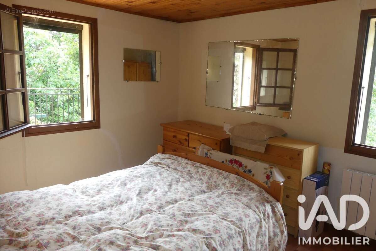 Maison 96 m² à Burzet  - photo 8