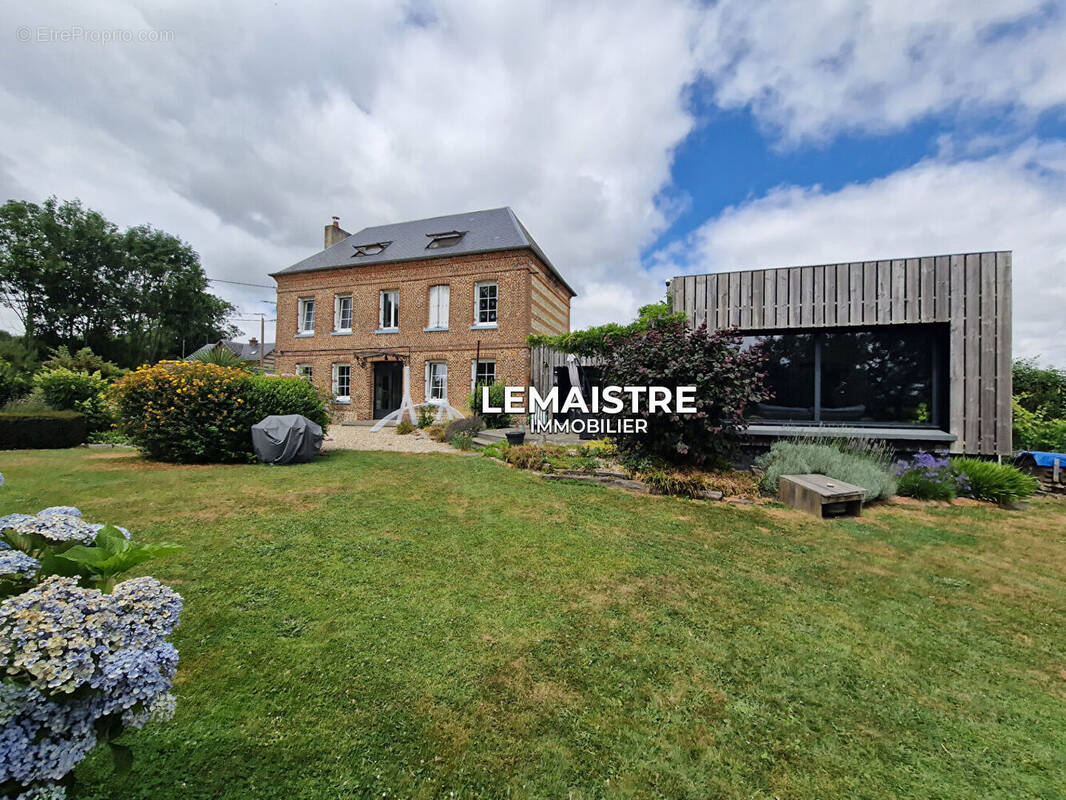 Maison à SAINT-ROMAIN-DE-COLBOSC