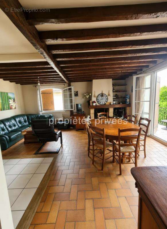 "Talence Universités Maison familiale de 159 m², 6 chambres, véranda et jardin" - photo 14