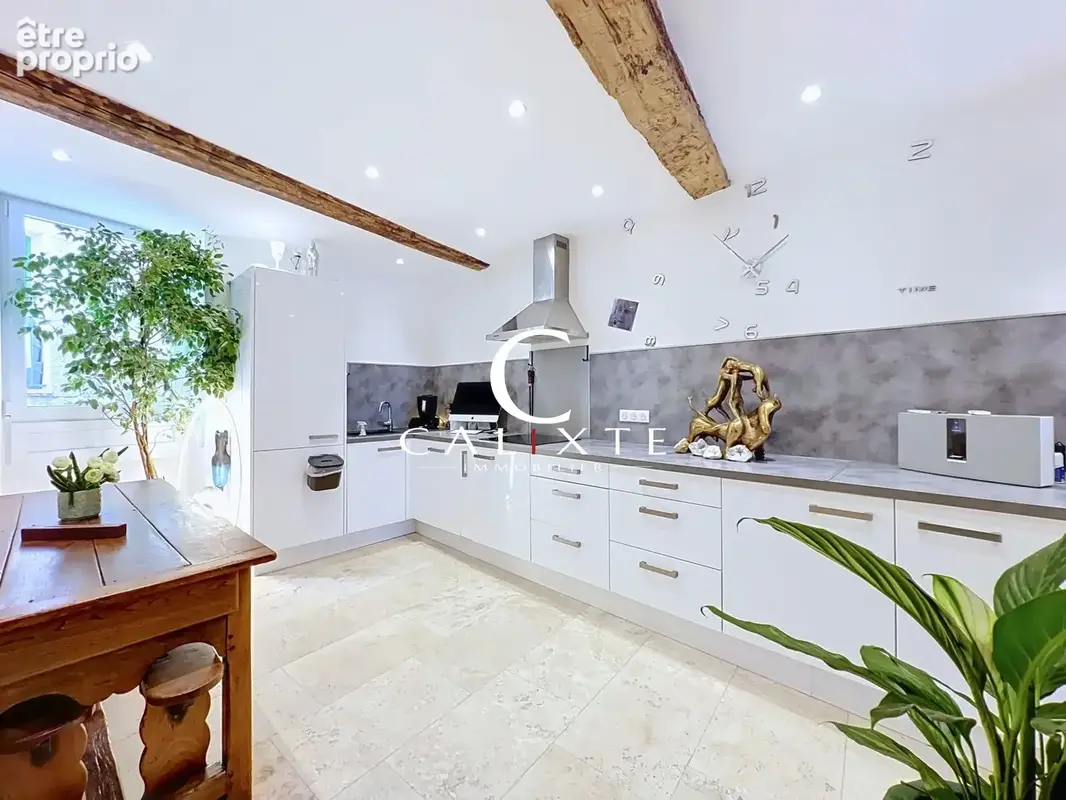 Maison 5 pièces 110 m² à vendre à Callian (83440) - photo 2