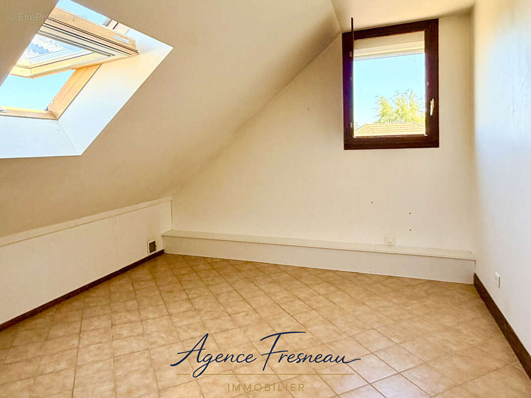 SOUESMES - Maison familiale de 105 m² sur 765 m² de terrain - photo 9