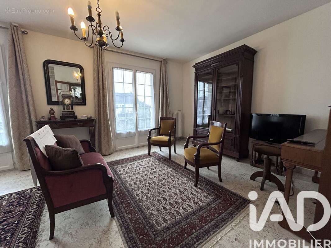 Photo 3 - Maison à LA CHAUSSEE-SAINT-VICTOR