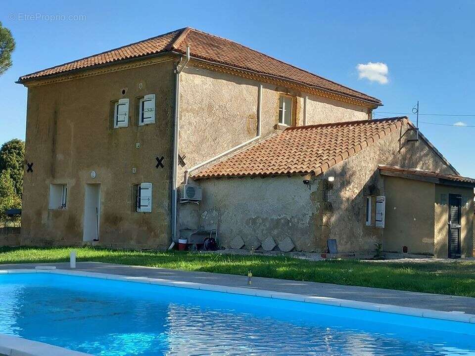 Maison 155 m² à Seissan  - photo 8