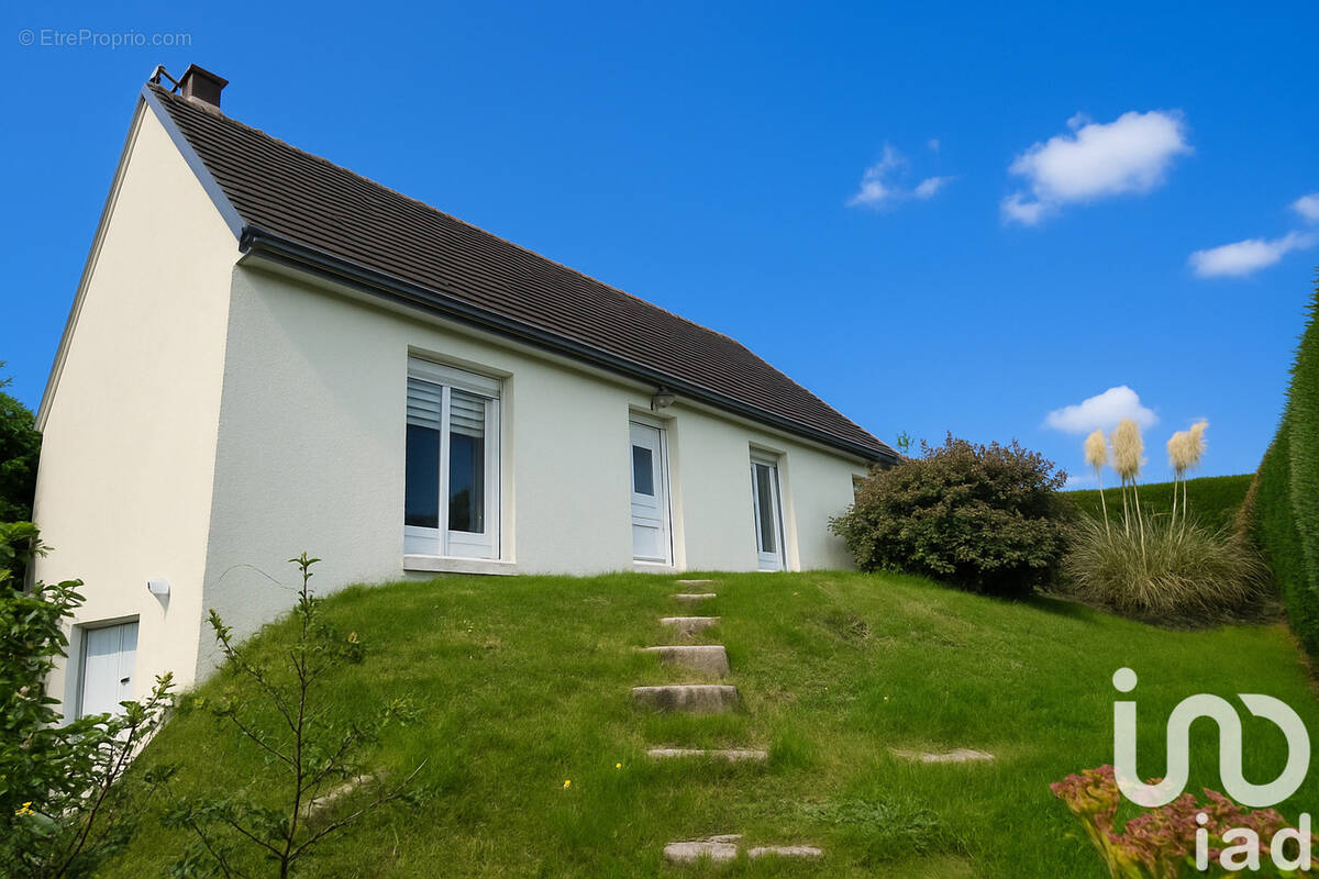 Photo 1 - Maison à CHAUMONT-EN-VEXIN