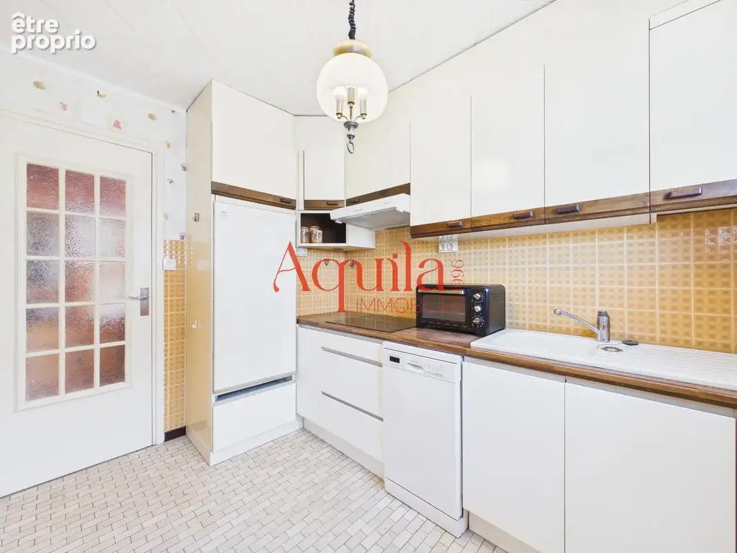 Appartement 4 pièces 63 m² à vendre à Villeurbanne (69100) - photo 7