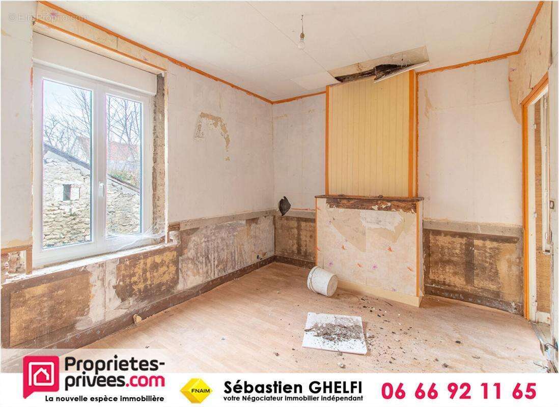 Maison à CONTRES
