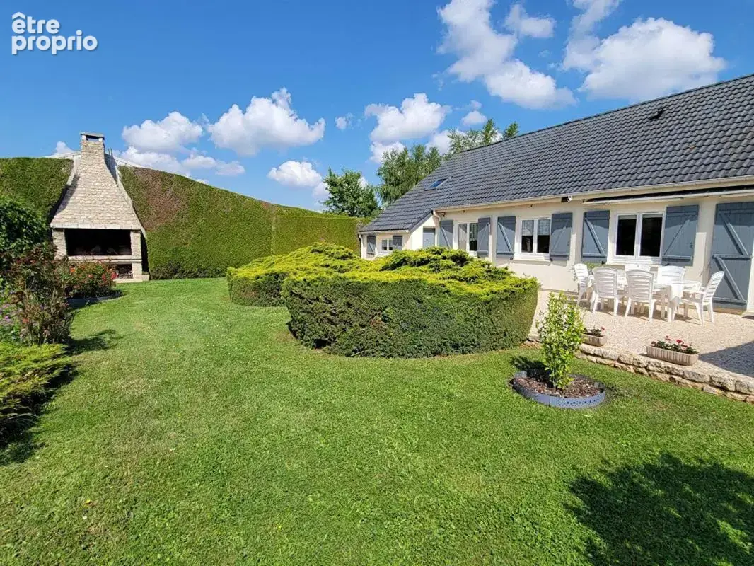 Propriété avec piscine couverte, salle de réception et 3 369 m² de terrain ? À seulement 10 minutes de Châteaudun - photo 4