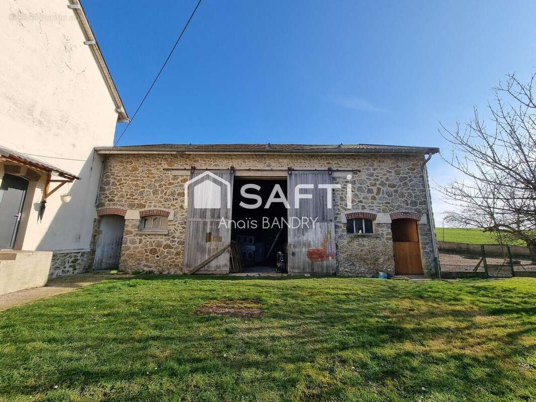 Photo 2 - Maison à CONCEVREUX