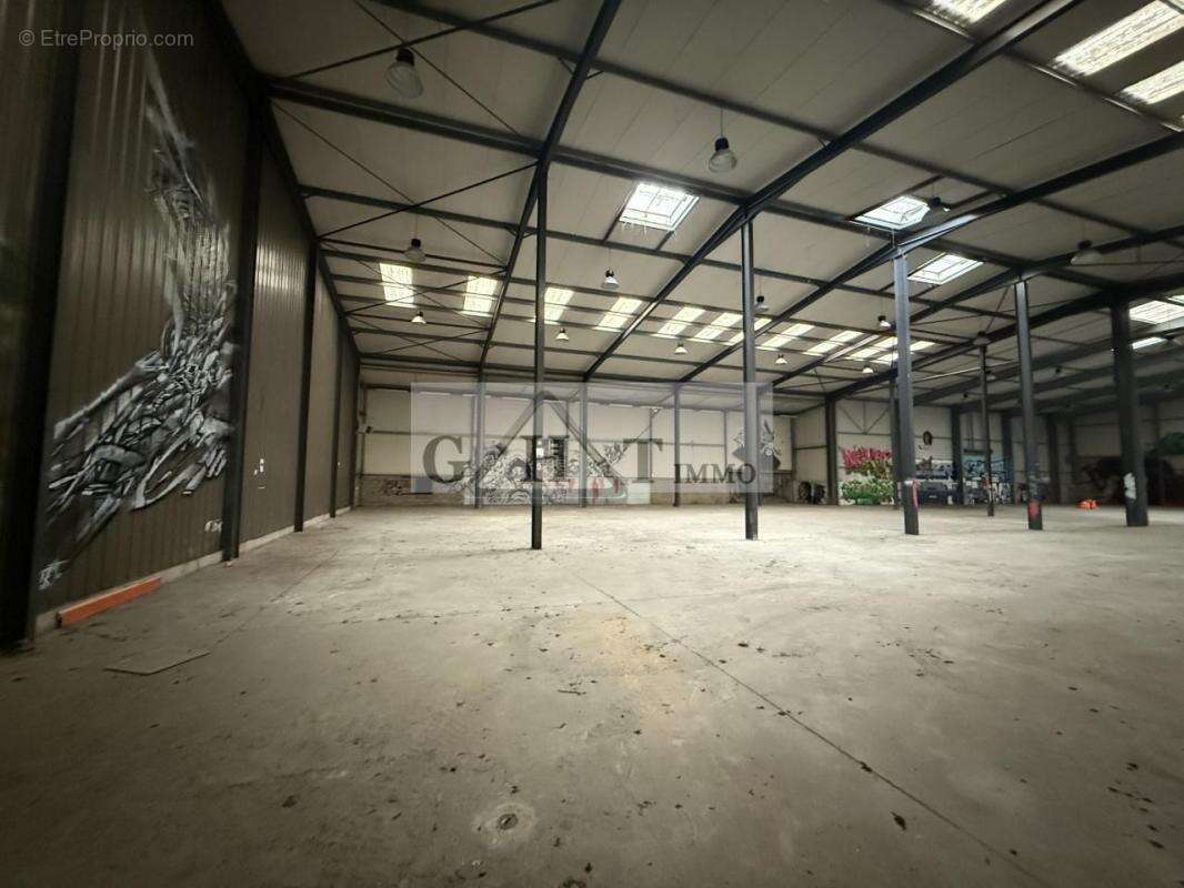 Commerce à MONTREUIL