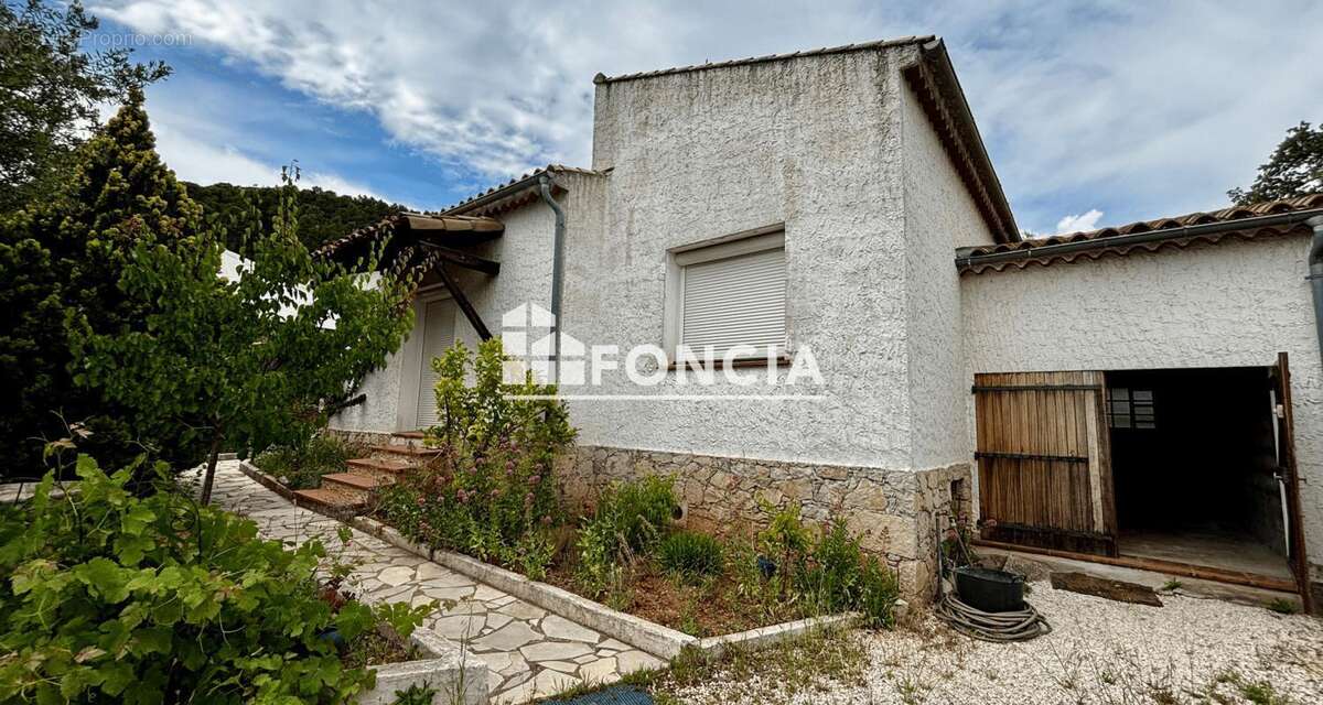Maison à LA FARLEDE