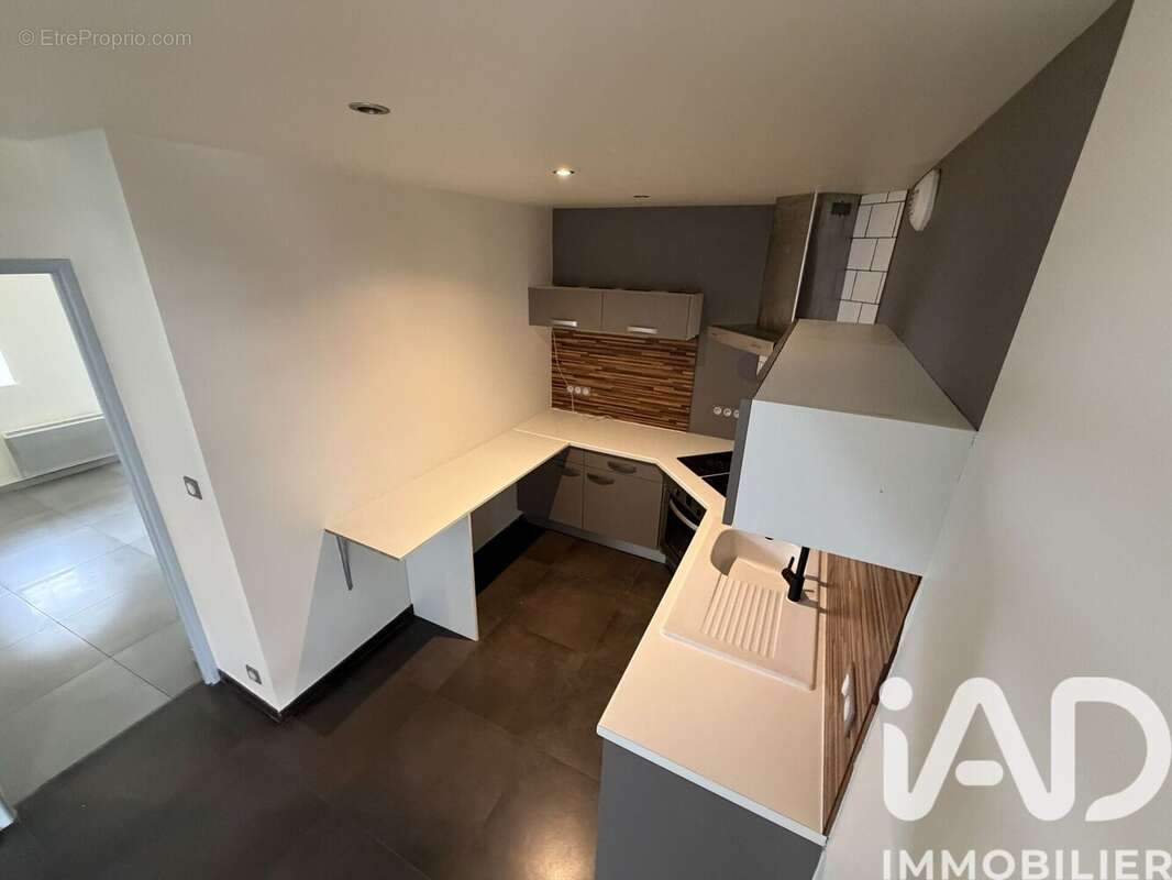 Maison 77 m² à Sevrey  - photo 7