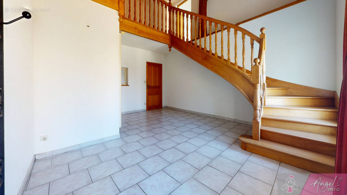 Maison à MERCEY-LE-GRAND