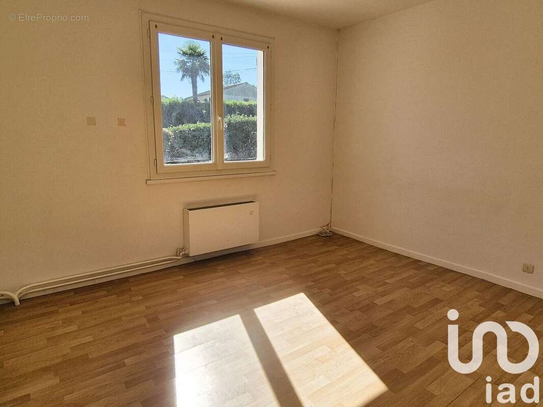 Maison 110 m² à Castres  - photo 8