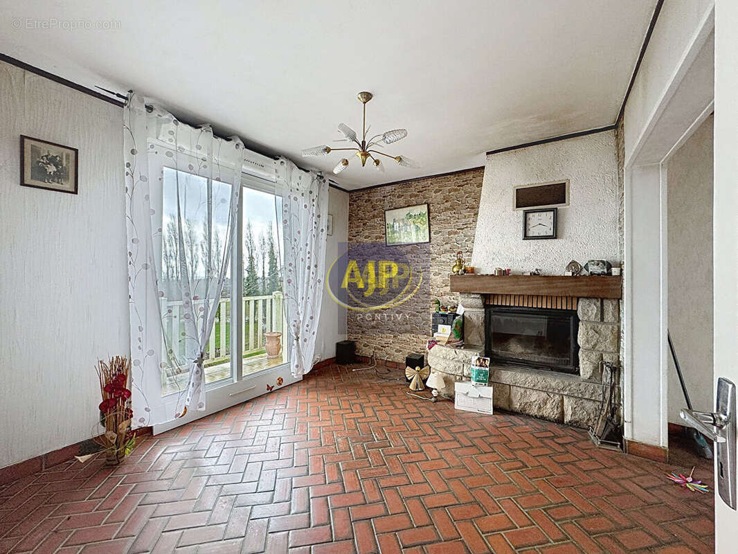 Maison à SAINT-GILLES-VIEUX-MARCHE