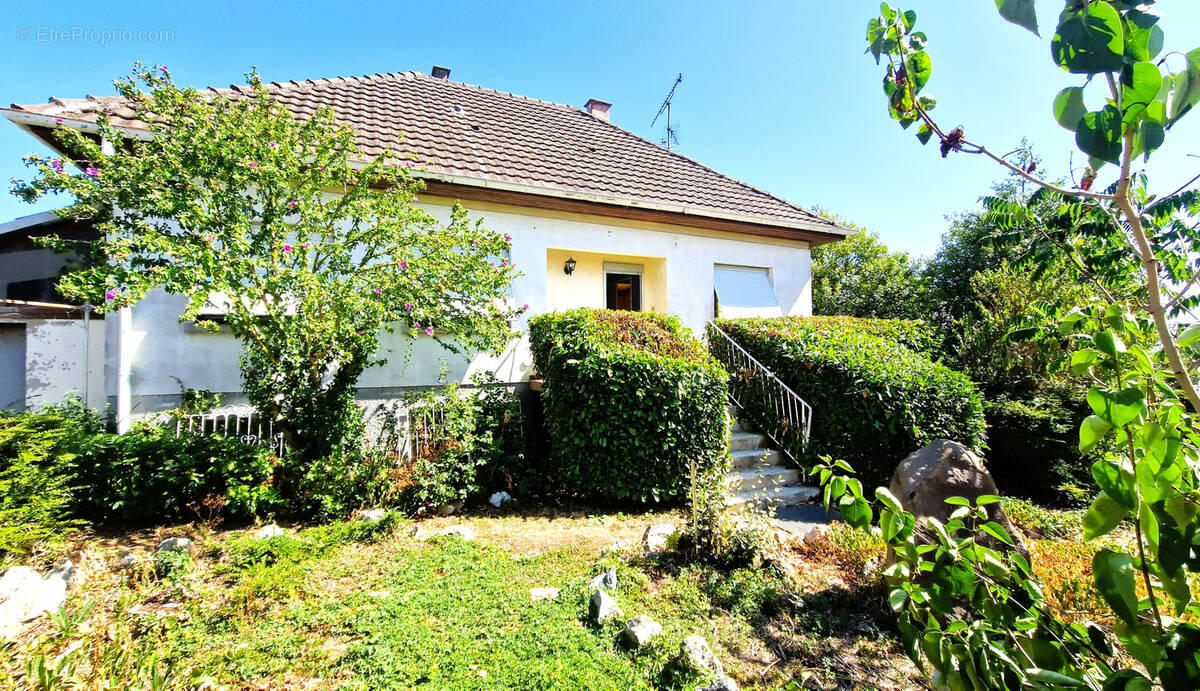 Maison à SAINT-HIPPOLYTE