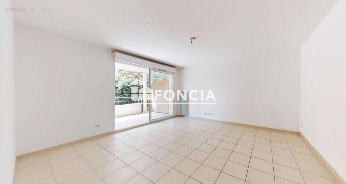 CANET PLAGE – T3 65 m² Rez-de-Jardin – Terrasse – Piscine – Parking Sécurisé – 200 m Plage - photo 5