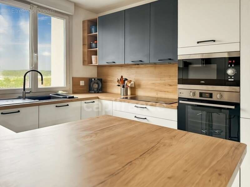 Maison à LE RELECQ-KERHUON