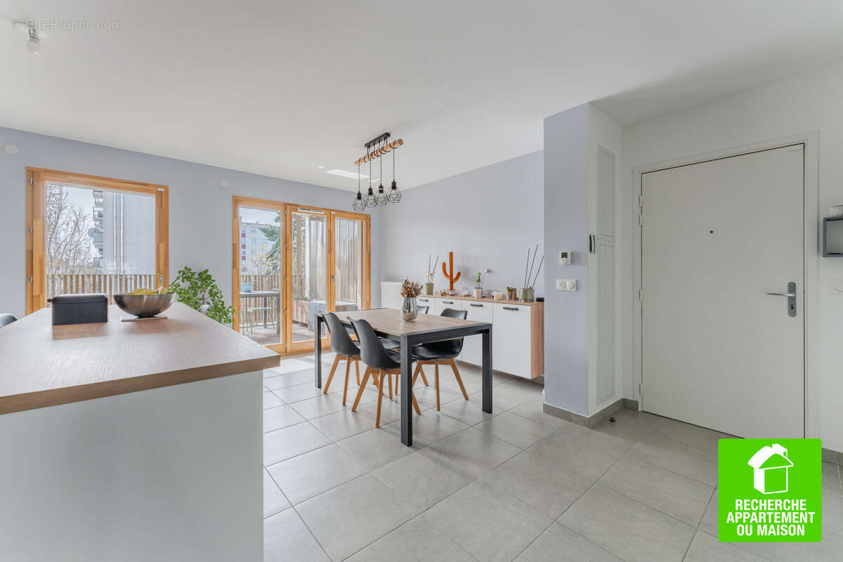 Appartement à SAINT-PRIEST
