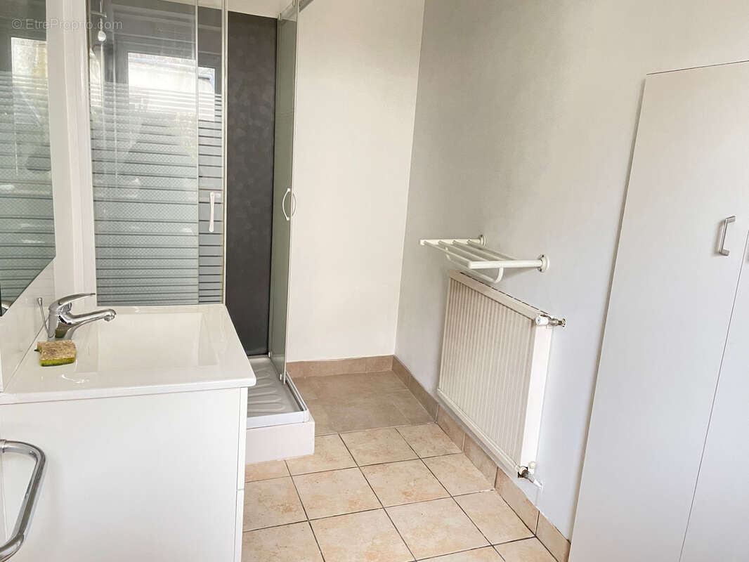 Appartement à CORAY