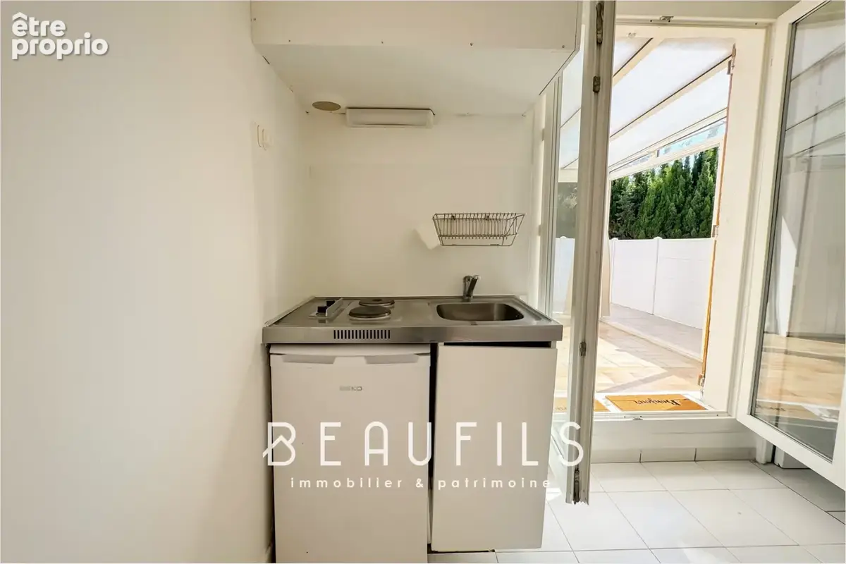 Montpellier. Studio dernier étage avec terrasse & véranda - photo 6